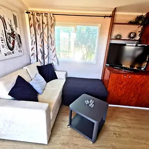 Casa Azul-tiny House With Fantastic View, Big Outdoor Space And Pool Casa de Férias